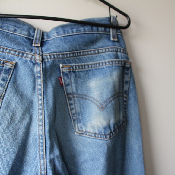 Vintage Levi's 550; Mens; 31x32; Relaxed Tapered Leg; Made in Canada - Picture 5 of 8